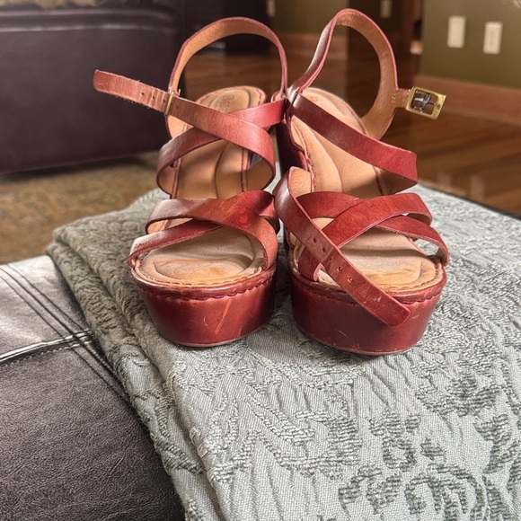 Born Women's Burgundy Wedge Sandals - Picture 3 of 4